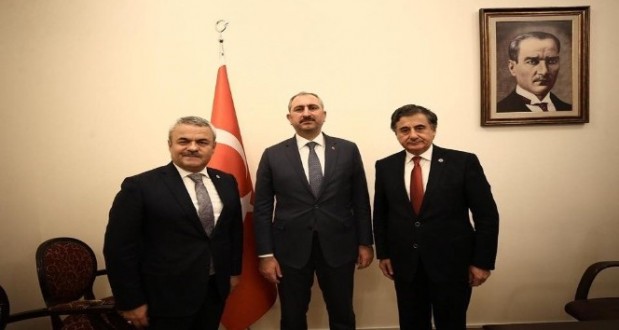 AK Partili vekiller Bakan Gül’den destek istedi