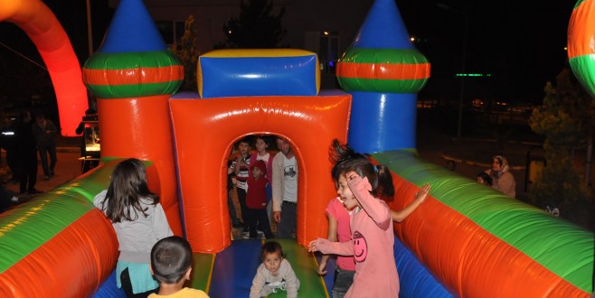 Çocuklar Ramazan Eğlencesi ile Coştu