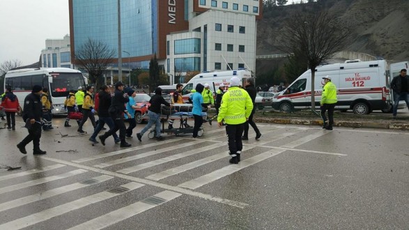 Feci Kaza 1 Ölü 4 Yaralı