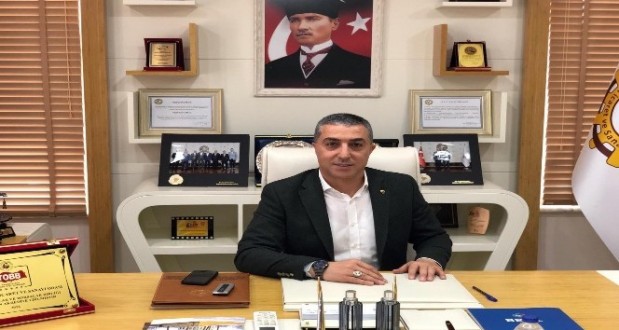 İş adamı Ünal’dan Avrupa’ya gitmek isteyen mülteciler için otobüs desteği