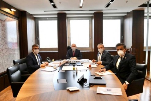 Karabük protokolünden Bakan Karaismailoğlu’na ziyaret