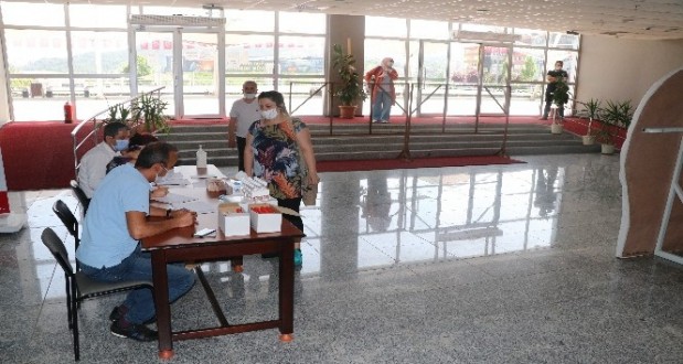 Karabük’te berber ve kuaförlerin Covid-19 test sonucu belli oldu