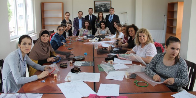 Kosovalı kadınlara Türk el sanatları eğitimi